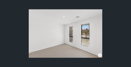 LOVELY 4 BEDROOM HOME IN WINTER VALLEY - Photo 2