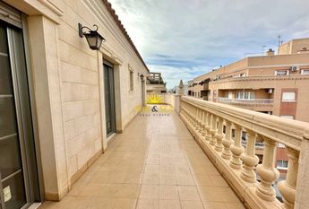 NEW 4 BEDROOM PENTHOUSE WITH SUNROOF FOR RENT IN TORREVIEJA - ALICANTE