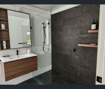 Fully Furnished Utility and Wifi included Private Forest View 2 Bed... - Photo 1