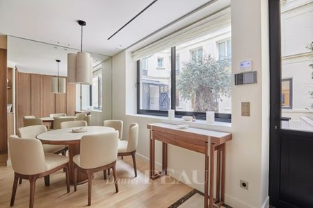 Appartement à louer à Paris 8Ème - Photo 5