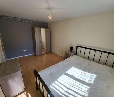 Culmington Close, Hulme, Manchester, M15 - Photo 6