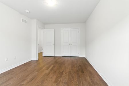 For Lease - 25 Beasley Grove, Hamilton, Ontario - Photo 5