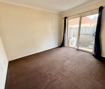 Well-Presented Villa Close to Amenities - Photo 6