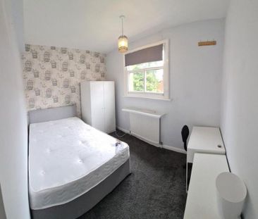 6 bedroom house to rent - Photo 3