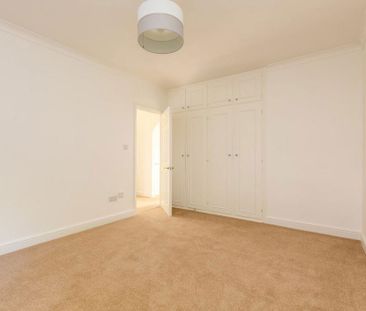 3 bedroom apartment to rent - Photo 4