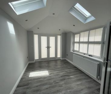 Cayton Drive, Stockton-On-Tees, Thornaby - Photo 2