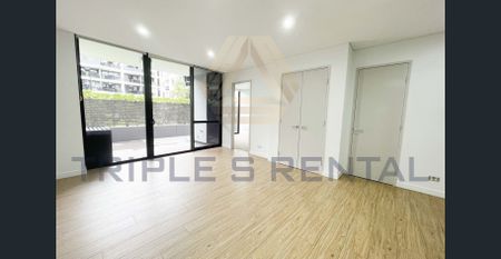 Unfurnished Ground Floor Two Bedrooms and Two Bathrooms Apartment for Lease! - Photo 2