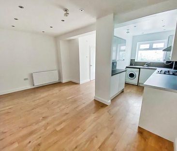 5 bedroom terraced house to rent - Photo 6