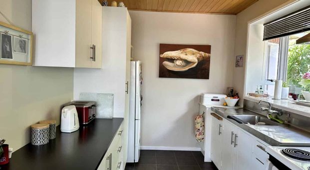 Allenton School Zone! - Photo 1