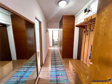 Apartament cu 2 camere, decomandat, Ultracentral, Sfantu Gheorghe - Photo 2