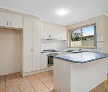 Fantastic family home, in the heart of Nicholls - Photo 6