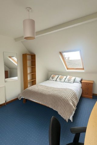 Room in a Shared House, Rosa Road, S10 - Photo 4