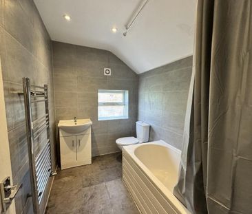 2 bedroom terraced house to rent - Photo 3