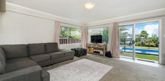 Property Management129 Glamorgan Drive, Torbay - Apartment for Rent - Photo 2