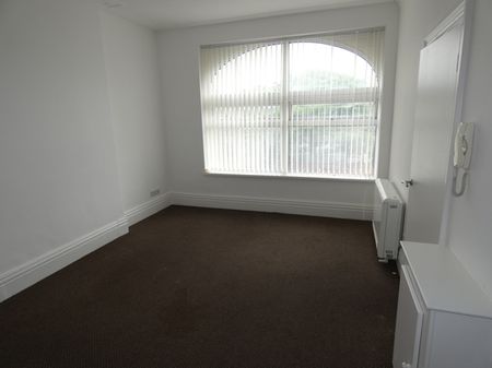 Park Road Flat 4 - Photo 2