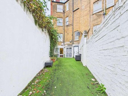 Wells House Road, London, NW10 - Photo 2