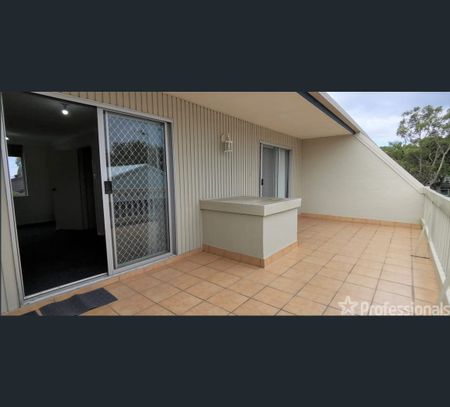 2/21 Cross Street, Forster, NSW 2428 - Photo 2