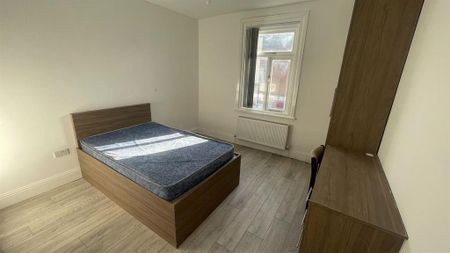 3 bedroom house to rent - Photo 2