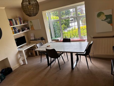 3-Bedroom Detached House, Topsham Road, backing onto golf course. - Photo 5