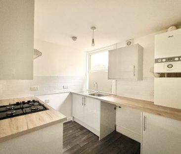 2 bed Flat Wesley Road, Essex, SS1 - Photo 4