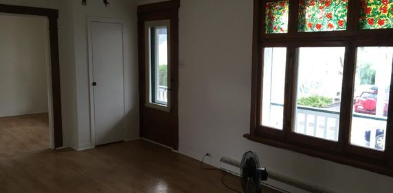 Grand 4 1/2 avec cachet ancestral - Photo 2