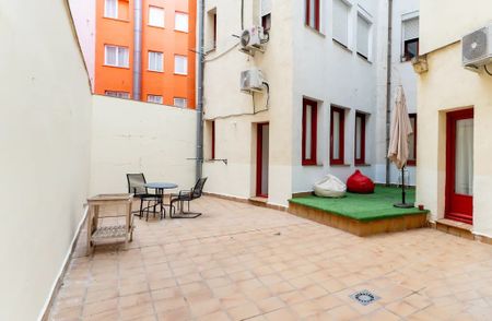 Calle Isabel La Católica, Madrid, Community of Madrid 28013 - Photo 5