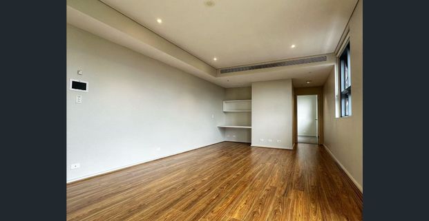 Fully Renovated Home in the Center of Darling One! - Photo 1