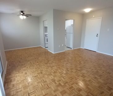 421 West Street, Orillia - Photo 3