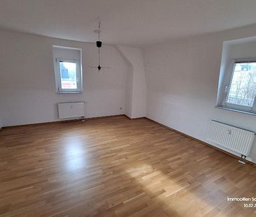 Helle 2 Zimmer Wohnung mit Einbauküche - Photo 2