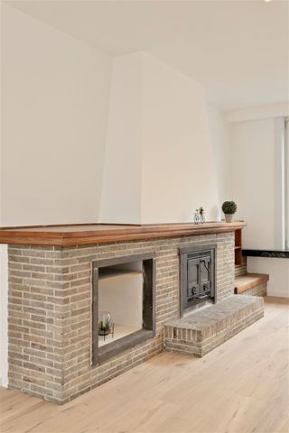 RUIM - KARAKTERVOL TRIPLEX appartement met 4 SLPK | vlakbij Berchem station. - Foto 5