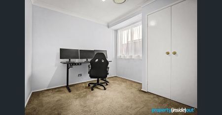 Conveniently located close to parks, schools, shops, public transport. - Photo 5