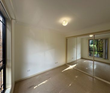 2 Bedroom Townhouse in a Prime Location - Photo 6