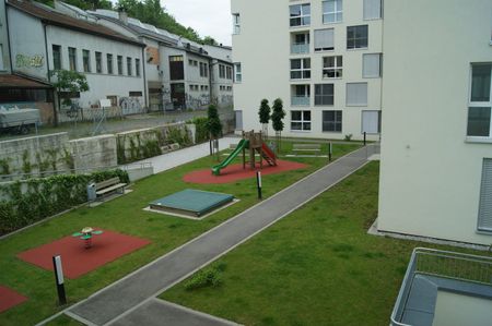 2.5 moderne au coeur de la ville ! - Photo 5