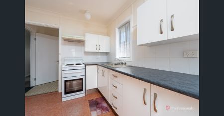 4 Fayle Avenue, Armidale, NSW 2350 - Photo 2