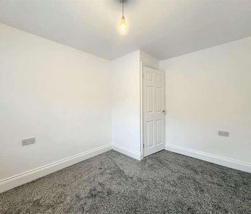 Apartment, Bowland Lakes Leisure Village, Forton, Preston, PR3 - Photo 2