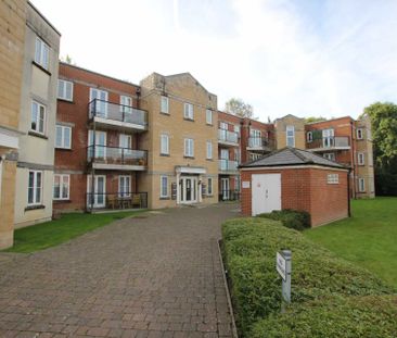 Weston-Super-Mare - Photo 2