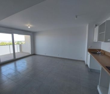 location Appartement T2 DE 46.75m² À SETE - Photo 5