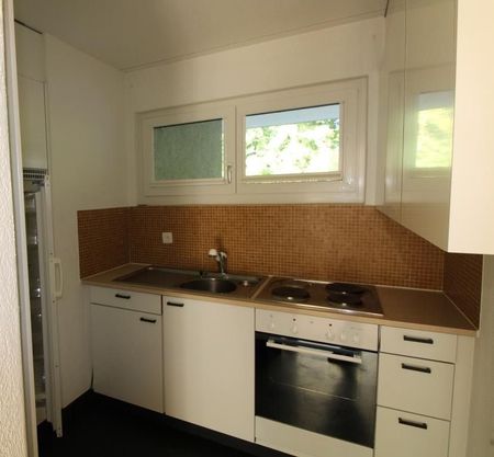 Gemütliche 2.5-Zimmerwohnung mit Balkon - Photo 5