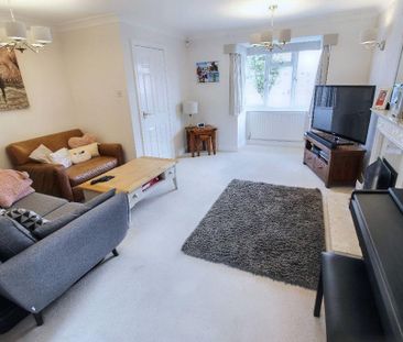 3 bedroom detached house to rent - Photo 1