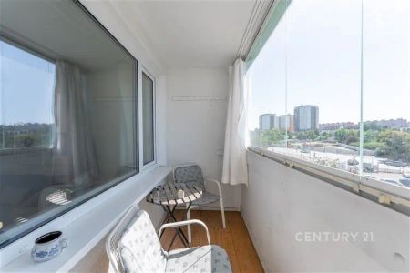 Útulný byt 2+kk s krytou lodžií, sklepem a otevřeným výhledem, k dispozici ihned – Štúrova 1417/2, Krč, 14200 Praha - Photo 5