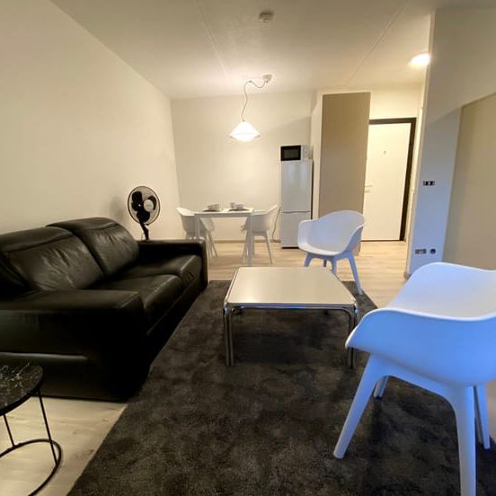 Appartement te huur - Photo 1