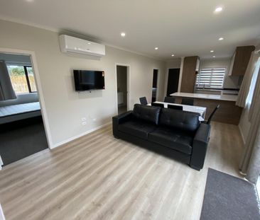 Short walk to Waikato Hospital - Photo 1