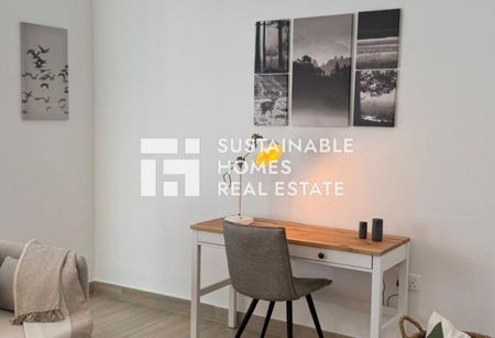 Luxury Furnished | Upcoming | Partial Canal View - Photo 3