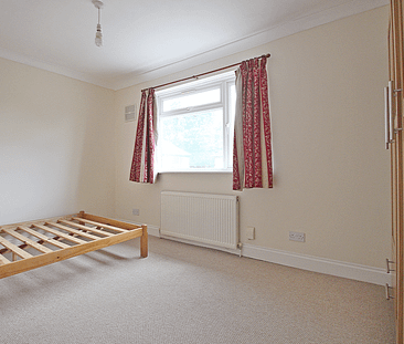 3 bedroom semi-detached house to rent - Photo 6