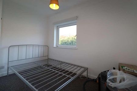 Store Street, Bollington, Macclesfield, SK10 - Photo 3