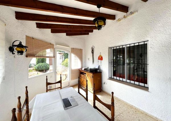 Villa for rent in Javea with 3 bedrooms and private pool