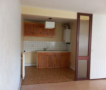 Location Appartement 2 pièces 43m² MARMANDE 47200 - Photo 3