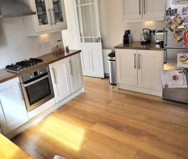 4 Bedroom Semi Detached To Let - Photo 5