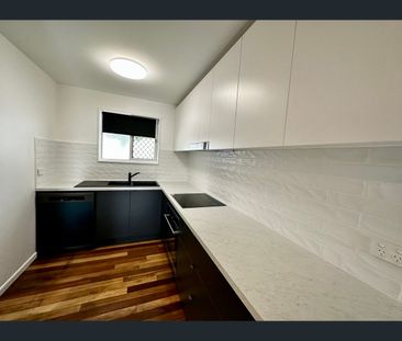 5/11 Haig Street, Kirra, Qld 4225 - Photo 4