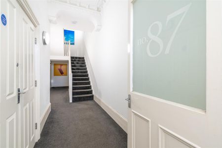 2 bed apartment to rent in Jesmond Road, Jesmond, NE2 - Photo 2